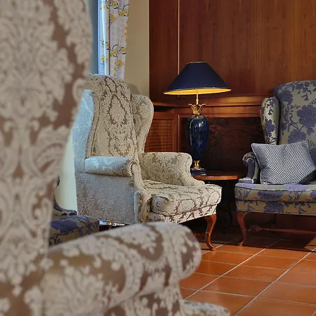 Hotel Der Lindenhof 4*