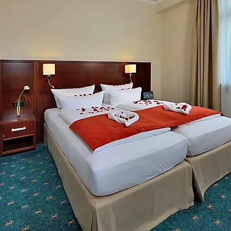 Der Lindenhof Hotel