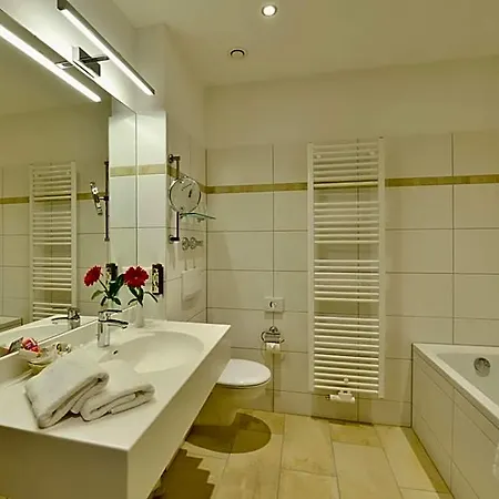 Der Lindenhof 4* Γκότα