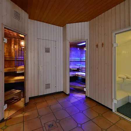 Der Lindenhof 4*
