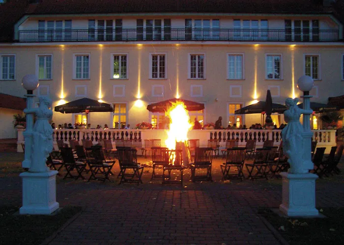 Otel Der Lindenhof 4*